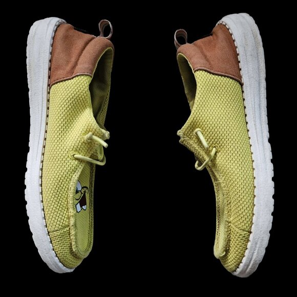 Hey Dude Wally Funk SpongeBob Shoes Size Women's 7 or Men's 6 - Picture 4 of 7